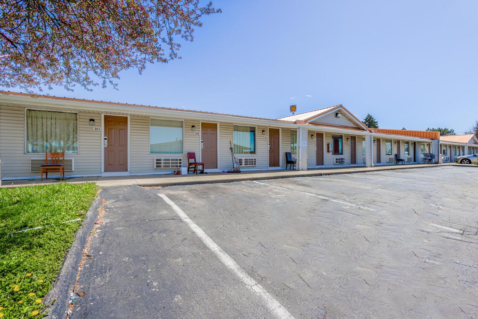 Cozy Garden Inn By Oyo Hwy 40 Richmond Exterior foto